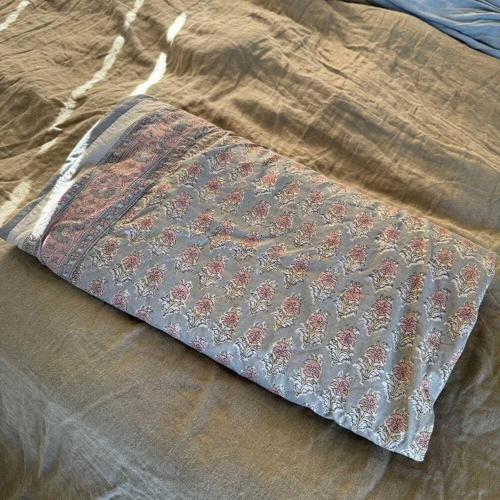 Pottery Barn Jade Duvet Cover -- Queen Size